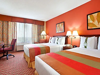 Hotel O'hare Area By Ihg 3*