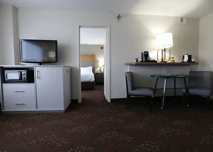 Hotel O'hare Area By Ihg