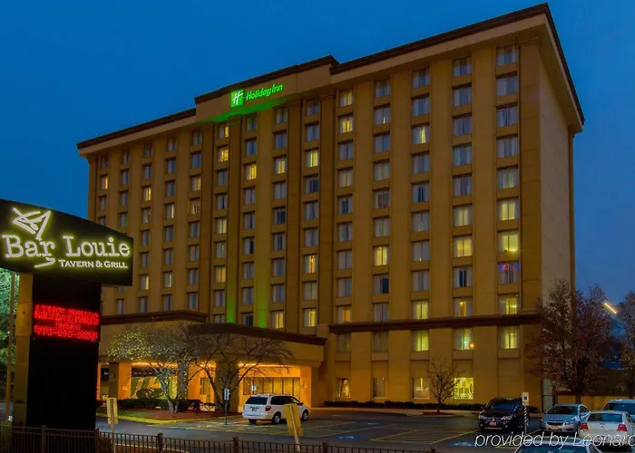 Hotel O'hare Area By Ihg 3*