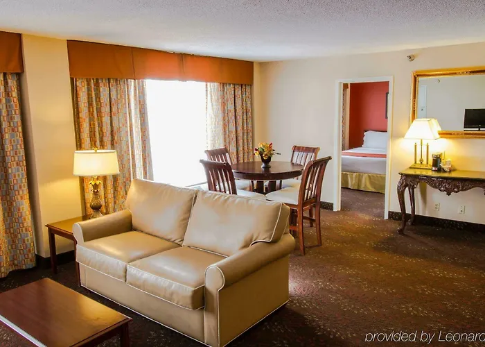Hotel O'hare Area By Ihg